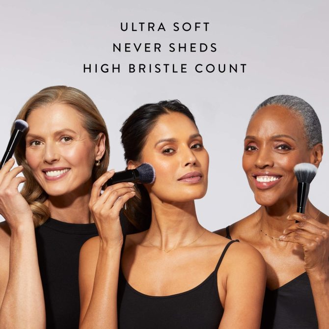 Full Face Powder Brush - Image 3